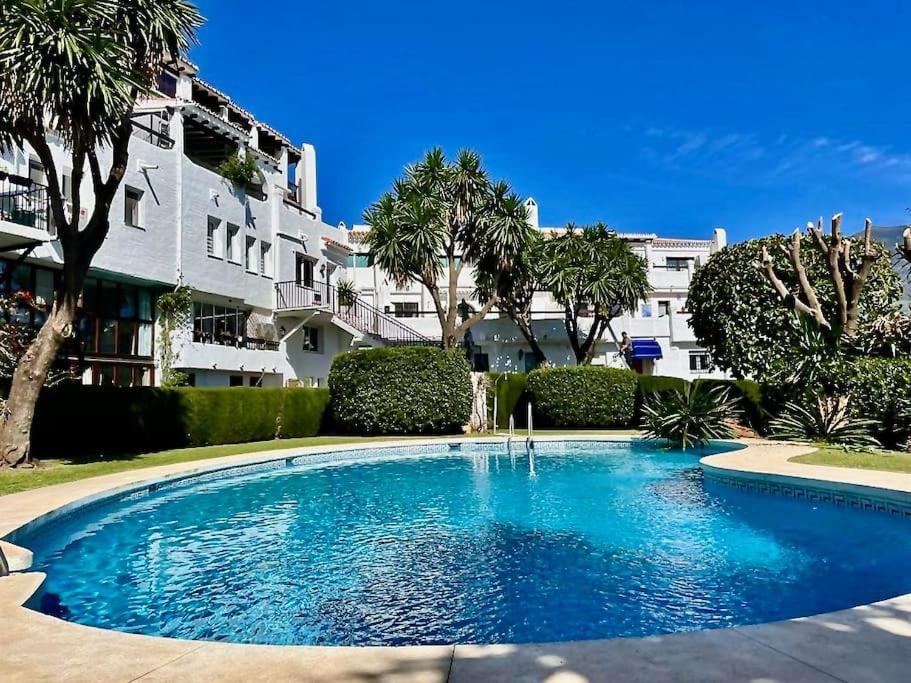 Hermosa Casita De Pueblo Con Piscina En Бенахавис Экстерьер фото
