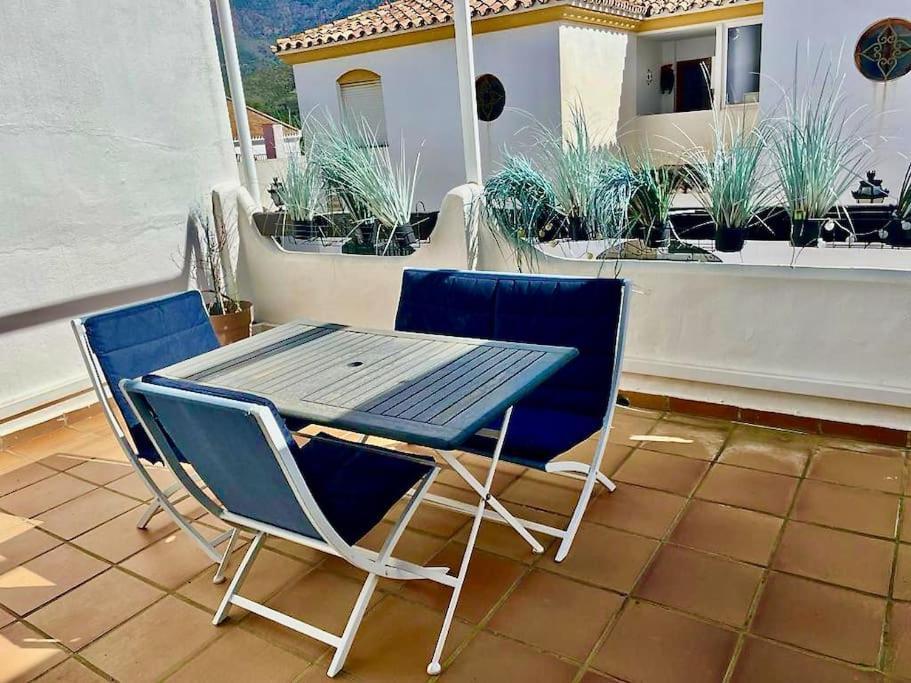 Hermosa Casita De Pueblo Con Piscina En Бенахавис Экстерьер фото