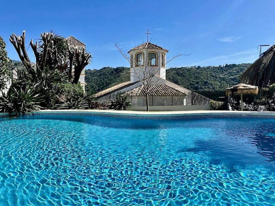 Hermosa Casita De Pueblo Con Piscina En Бенахавис Экстерьер фото